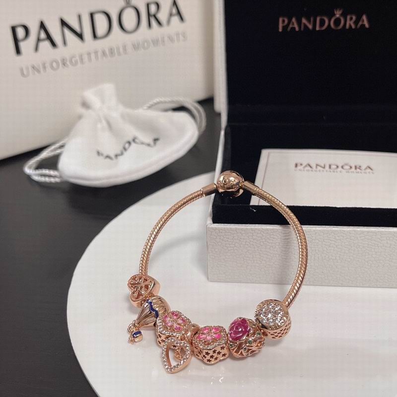 Pandora bracelet 16-21 01yxx39